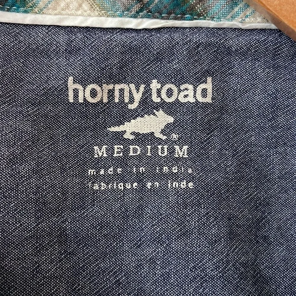 Horny Toad button down casual shirt.  Size Medium.